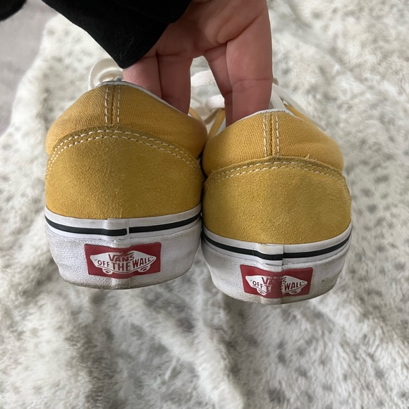 Women’s Vans - Picture 3 of 5